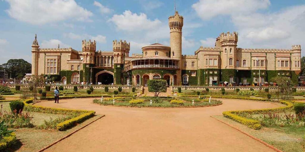 Places To Visit in Bangalore With Friends